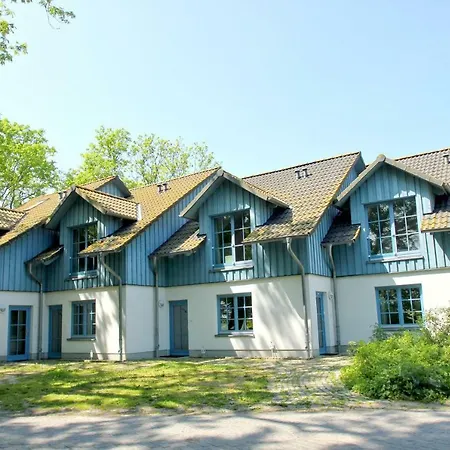 Dicht Am Beruehmten Kap, Schoener Sandstrand - Ferienresidenz Kap Arkona 07